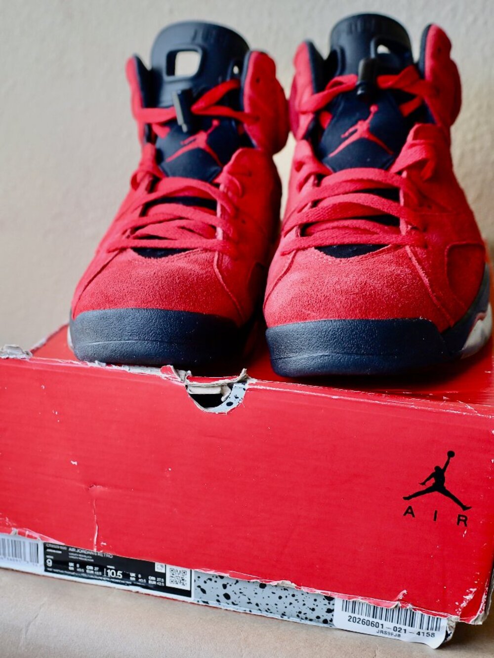Nike Air Jordan 6 Retro Toro Bravo Mens SZ 9  CT 8529-600